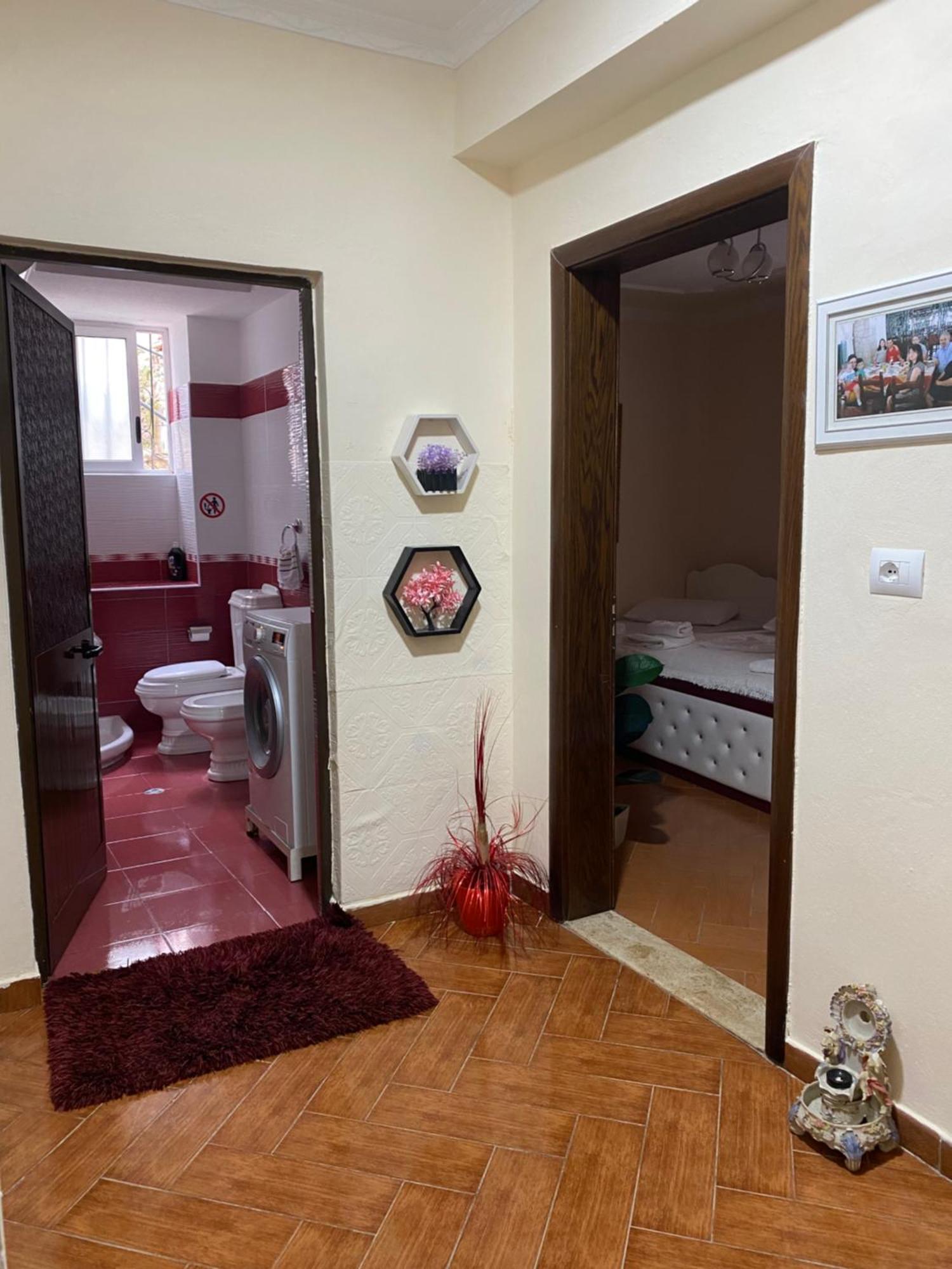 Aron'S House Appartement Krujë Buitenkant foto